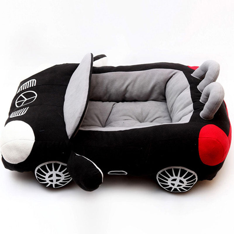 Car-shaped pet nest in red and yellow color options