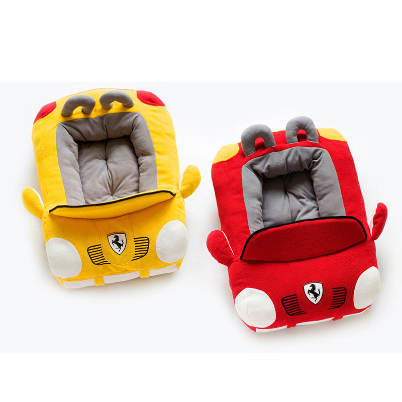 Car-shaped pet nest, alternate view